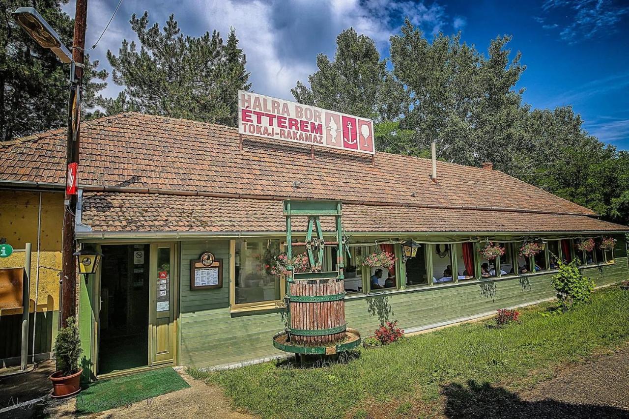 Hotel Csillag Tokaj Exterior photo